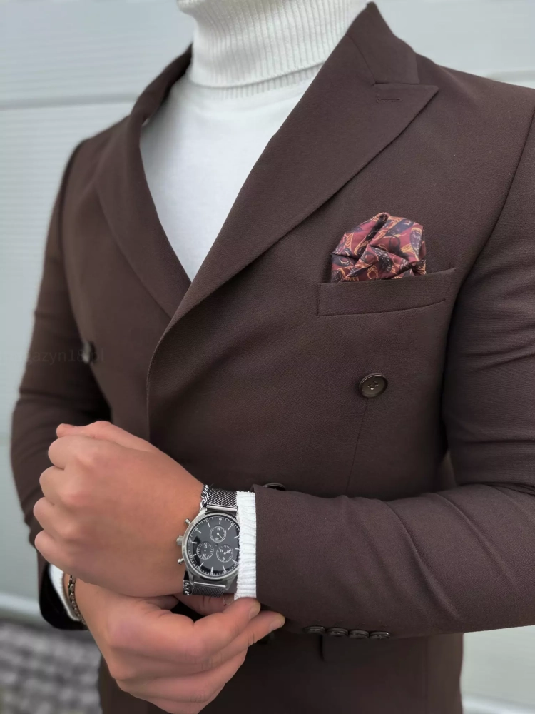 AnyConv.com__marynarka czarna i brazowa-10.webp